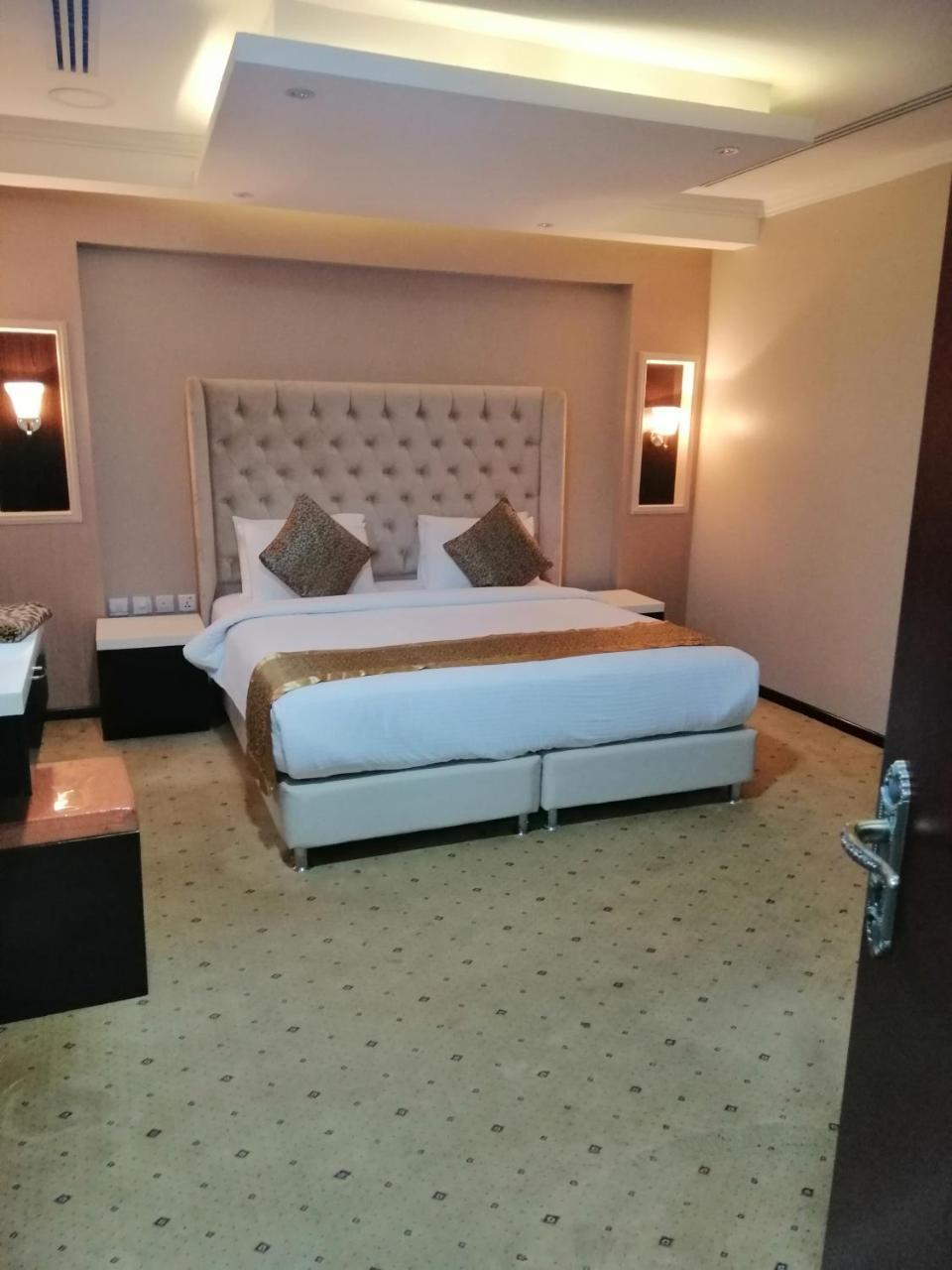 اصاله الشروق للأجنحه الفندقيه Khobar Exterior foto